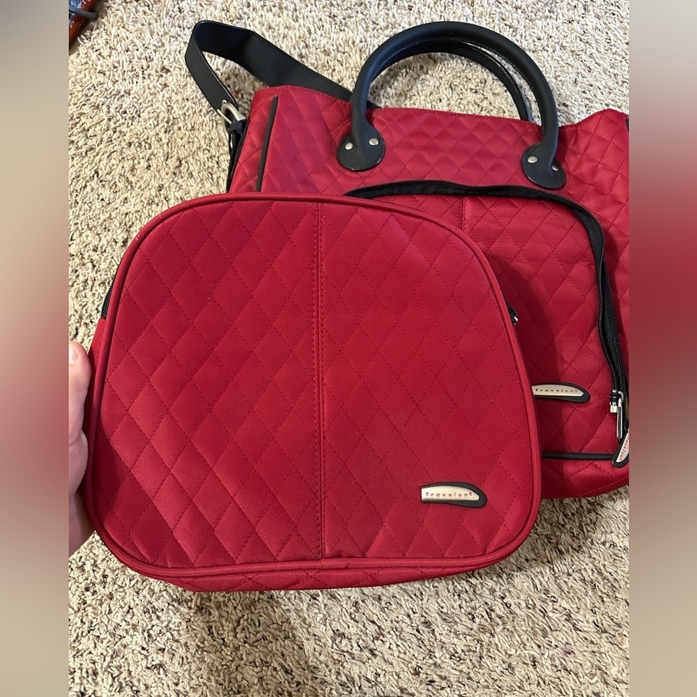 Travelon Quilted 2 in 1 Convertible Tote/Crossbody Bag - Picture 12 of 17